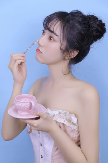 情事两姐妹